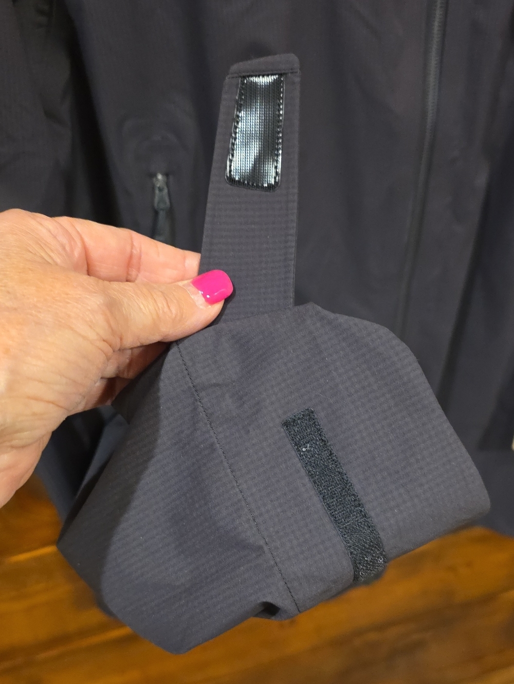 Rab Women's Lightweight Waterproof Hooded Jacket - Dark Gray - Picture 9 of 13
